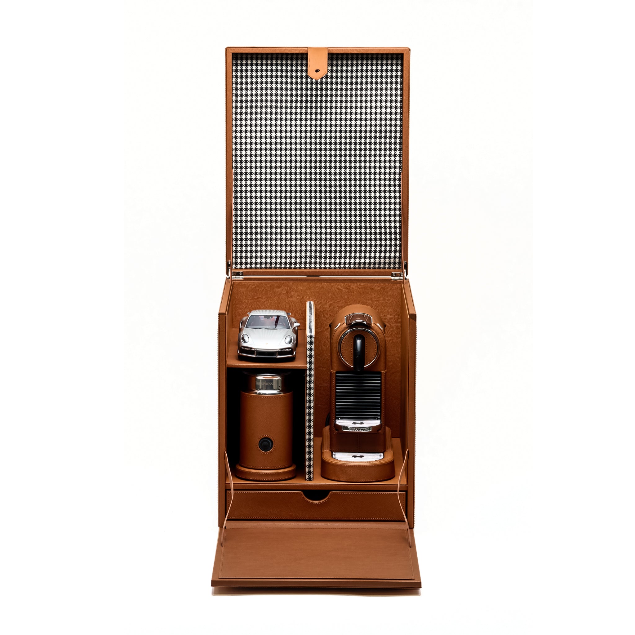 CARRÉRA NOIRE CHEST